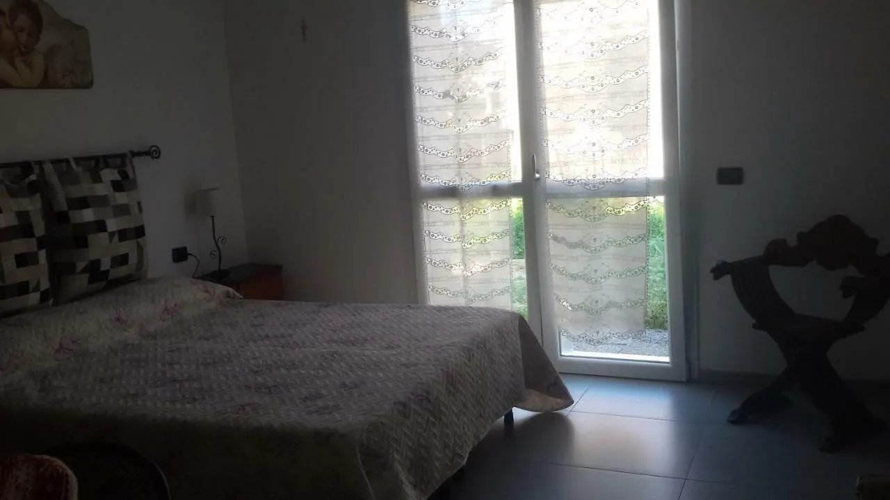 B&B Honey Rooms Saronno Bed & Breakfast