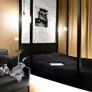 https://bb-bibi-e-romeos-home.it-romehotels.com