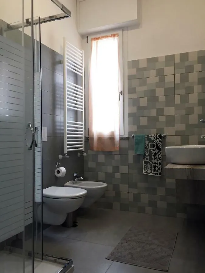 B&B Honey Rooms Saronno 0*,  Italien